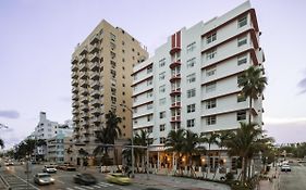 Generator Miami Hostel